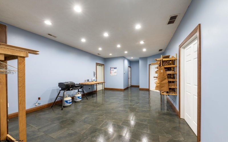 228 Northpointe Drive, Bruceton Mills, West Virginia 26525-6920, 0 , 0 ,0,Commercial (for Sale),For Sale,Northpointe,0,10165667
