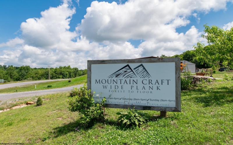 228 Northpointe Drive, Bruceton Mills, West Virginia 26525-6920, 0 , 0 ,0,Commercial (for Sale),For Sale,Northpointe,0,10165667