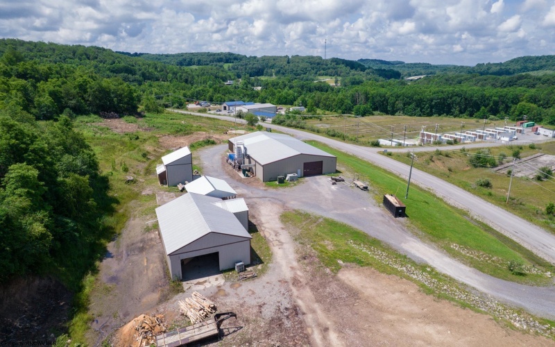228 Northpointe Drive, Bruceton Mills, West Virginia 26525-6920, 0 , 0 ,0,Commercial (for Sale),For Sale,Northpointe,0,10165667