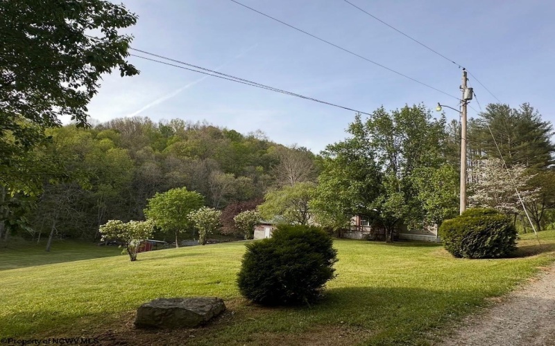 133 Forest Lane, Mannington, West Virginia 26582, 3 Bedrooms Bedrooms, 7 Rooms Rooms,2 BathroomsBathrooms,Single Family Detached,For Sale,Forest,0,10165661