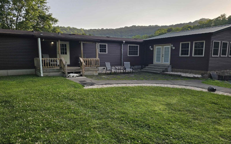 133 Forest Lane, Mannington, West Virginia 26582, 3 Bedrooms Bedrooms, 7 Rooms Rooms,2 BathroomsBathrooms,Single Family Detached,For Sale,Forest,0,10165661