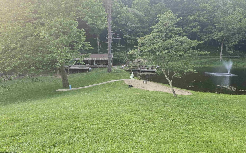 133 Forest Lane, Mannington, West Virginia 26582, 3 Bedrooms Bedrooms, 7 Rooms Rooms,2 BathroomsBathrooms,Single Family Detached,For Sale,Forest,0,10165661