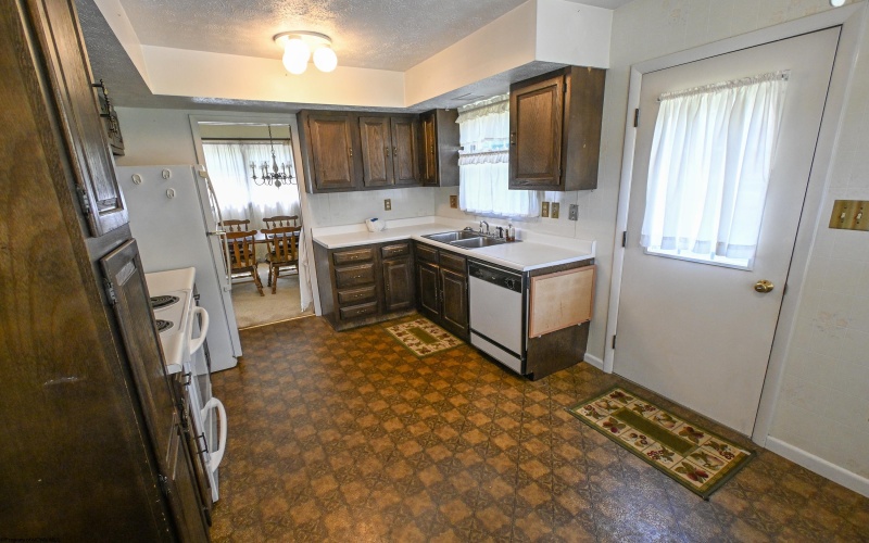 156 Scenery Drive, Morgantown, West Virginia 26505-2533, 4 Bedrooms Bedrooms, 7 Rooms Rooms,2 BathroomsBathrooms,Single Family Detached,For Sale,Scenery,0,10165662