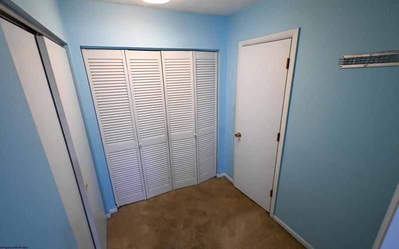 156 Scenery Drive, Morgantown, West Virginia 26505-2533, 4 Bedrooms Bedrooms, 7 Rooms Rooms,2 BathroomsBathrooms,Single Family Detached,For Sale,Scenery,0,10165662