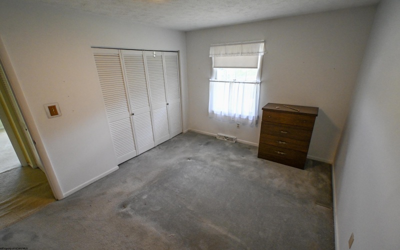156 Scenery Drive, Morgantown, West Virginia 26505-2533, 4 Bedrooms Bedrooms, 7 Rooms Rooms,2 BathroomsBathrooms,Single Family Detached,For Sale,Scenery,0,10165662