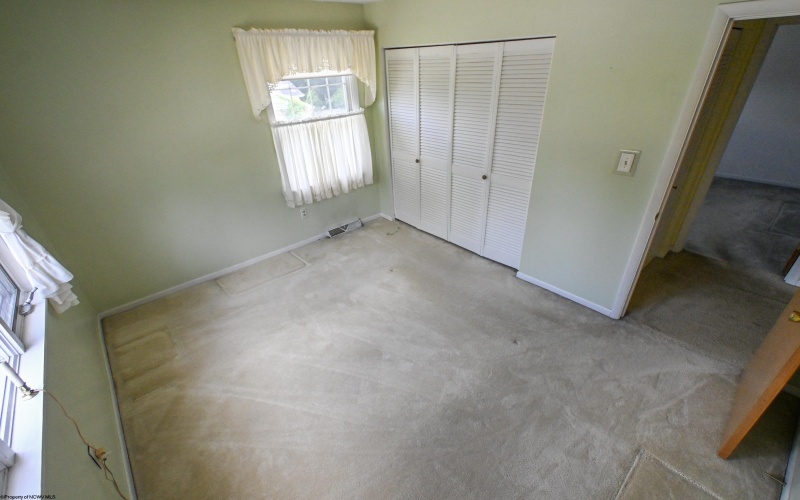 156 Scenery Drive, Morgantown, West Virginia 26505-2533, 4 Bedrooms Bedrooms, 7 Rooms Rooms,2 BathroomsBathrooms,Single Family Detached,For Sale,Scenery,0,10165662