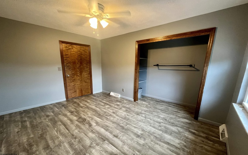 1825 Martha Avenue, Fairmont, West Virginia 26554, 4 Bedrooms Bedrooms, 10 Rooms Rooms,2 BathroomsBathrooms,Single Family Detached,For Sale,Martha,0,10165637