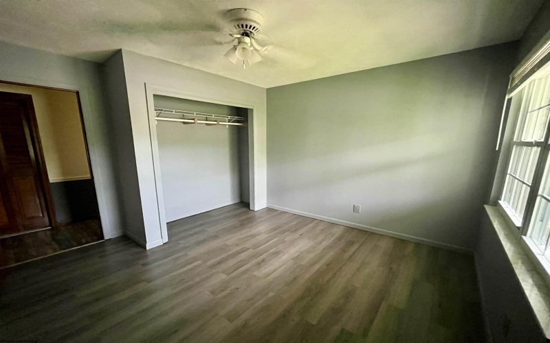 1825 Martha Avenue, Fairmont, West Virginia 26554, 4 Bedrooms Bedrooms, 10 Rooms Rooms,2 BathroomsBathrooms,Single Family Detached,For Sale,Martha,0,10165637