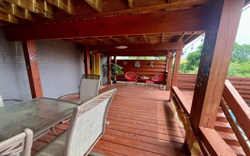 1825 Martha Avenue, Fairmont, West Virginia 26554, 4 Bedrooms Bedrooms, 10 Rooms Rooms,2 BathroomsBathrooms,Single Family Detached,For Sale,Martha,0,10165637
