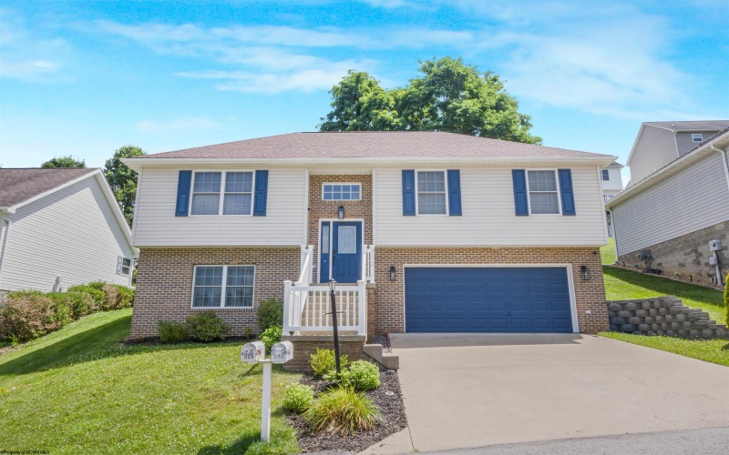 312 Anini Drive, Morgantown, West Virginia 26508, 4 Bedrooms Bedrooms, 7 Rooms Rooms,3 BathroomsBathrooms,Single Family Detached,For Sale,Anini,0,10165673