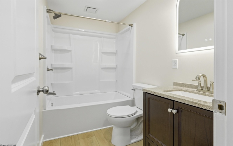 302 Taftarosa Drive, Clarksburg, West Virginia 26301, 4 Bedrooms Bedrooms, 15 Rooms Rooms,3 BathroomsBathrooms,Single Family Detached,For Sale,Taftarosa,0,10165676