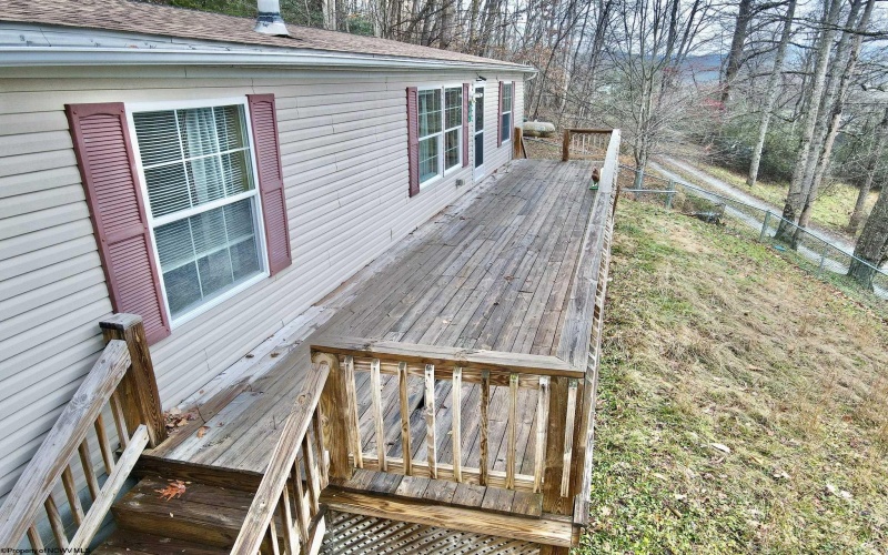 25 Second Avenue, Ansted, West Virginia 25812, 3 Bedrooms Bedrooms, 5 Rooms Rooms,2 BathroomsBathrooms,Single Family Detached,For Sale,Second,0,10162914