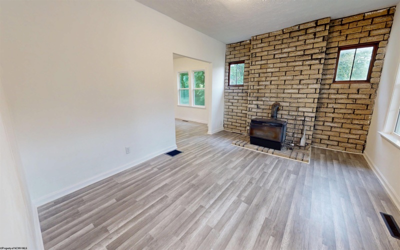 1095 PARKVIEW Road, Grafton, West Virginia 26354, 2 Bedrooms Bedrooms, 8 Rooms Rooms,1 BathroomBathrooms,Single Family Detached,For Sale,PARKVIEW,0,10165691