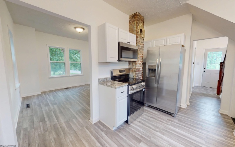1095 PARKVIEW Road, Grafton, West Virginia 26354, 2 Bedrooms Bedrooms, 8 Rooms Rooms,1 BathroomBathrooms,Single Family Detached,For Sale,PARKVIEW,0,10165691
