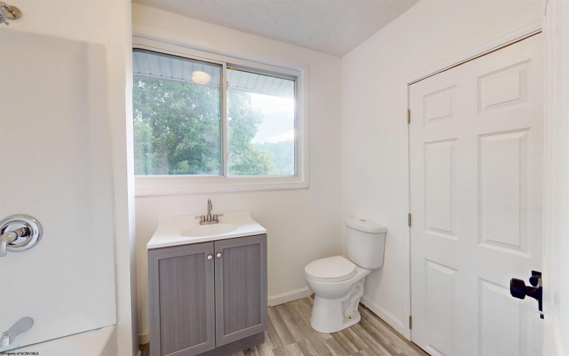 1095 PARKVIEW Road, Grafton, West Virginia 26354, 2 Bedrooms Bedrooms, 8 Rooms Rooms,1 BathroomBathrooms,Single Family Detached,For Sale,PARKVIEW,0,10165691