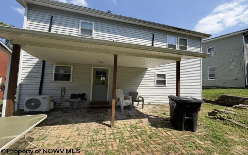 707 Gaston Avenue, Fairmont, West Virginia 26554, 4 Bedrooms Bedrooms, 7 Rooms Rooms,2 BathroomsBathrooms,Single Family Detached,For Sale,Gaston,0,10165683