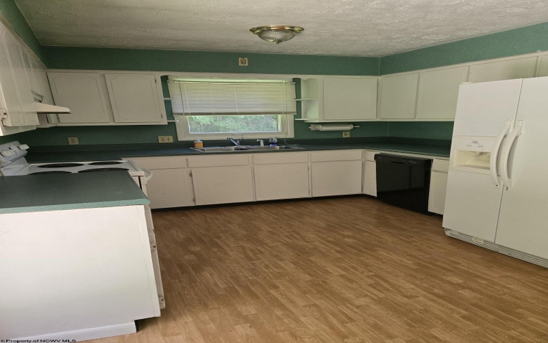 546 Moyer Hollow Road, Elkins, West Virginia 26241-8627, 3 Bedrooms Bedrooms, 7 Rooms Rooms,1 BathroomBathrooms,Single Family Detached,For Sale,Moyer Hollow,0,10165693