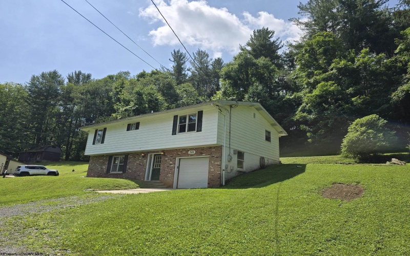 546 Moyer Hollow Road, Elkins, West Virginia 26241-8627, 3 Bedrooms Bedrooms, 7 Rooms Rooms,1 BathroomBathrooms,Single Family Detached,For Sale,Moyer Hollow,0,10165693