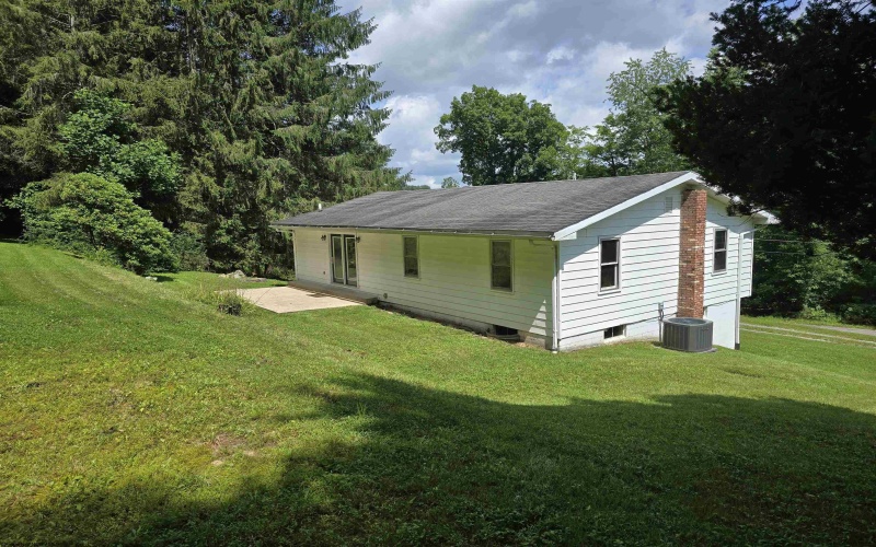 546 Moyer Hollow Road, Elkins, West Virginia 26241-8627, 3 Bedrooms Bedrooms, 7 Rooms Rooms,1 BathroomBathrooms,Single Family Detached,For Sale,Moyer Hollow,0,10165693
