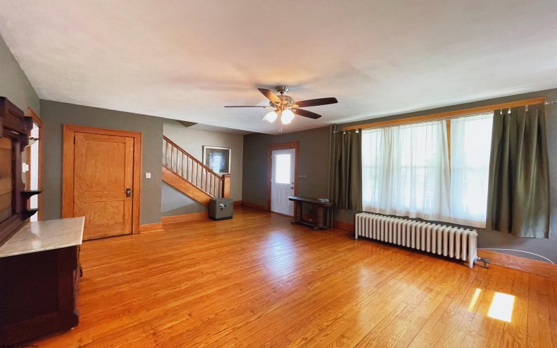 134 Ridenour Street, Clarksburg, West Virginia 26301, 3 Bedrooms Bedrooms, 6 Rooms Rooms,1 BathroomBathrooms,Single Family Detached,For Sale,Ridenour,0,10165680
