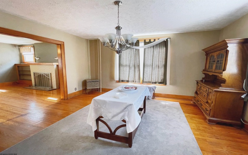 134 Ridenour Street, Clarksburg, West Virginia 26301, 3 Bedrooms Bedrooms, 6 Rooms Rooms,1 BathroomBathrooms,Single Family Detached,For Sale,Ridenour,0,10165680