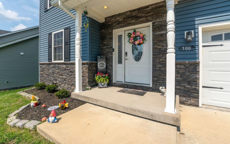 100 Canto Drive, Morgantown, West Virginia 26508, 4 Bedrooms Bedrooms, 7 Rooms Rooms,2 BathroomsBathrooms,Single Family Detached,For Sale,Canto,0,10165688