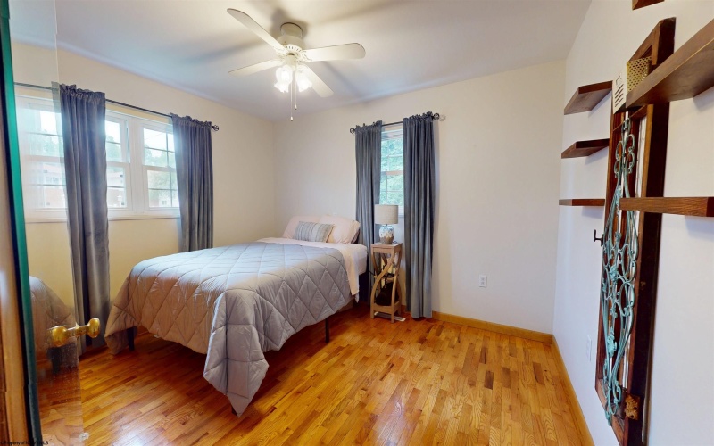 147 ROSEWOOD Avenue, Fairmont, West Virginia 26554, 3 Bedrooms Bedrooms, 7 Rooms Rooms,1 BathroomBathrooms,Single Family Detached,For Sale,ROSEWOOD,0,10165681