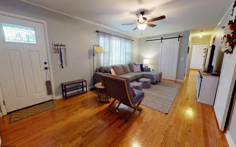 147 ROSEWOOD Avenue, Fairmont, West Virginia 26554, 3 Bedrooms Bedrooms, 7 Rooms Rooms,1 BathroomBathrooms,Single Family Detached,For Sale,ROSEWOOD,0,10165681