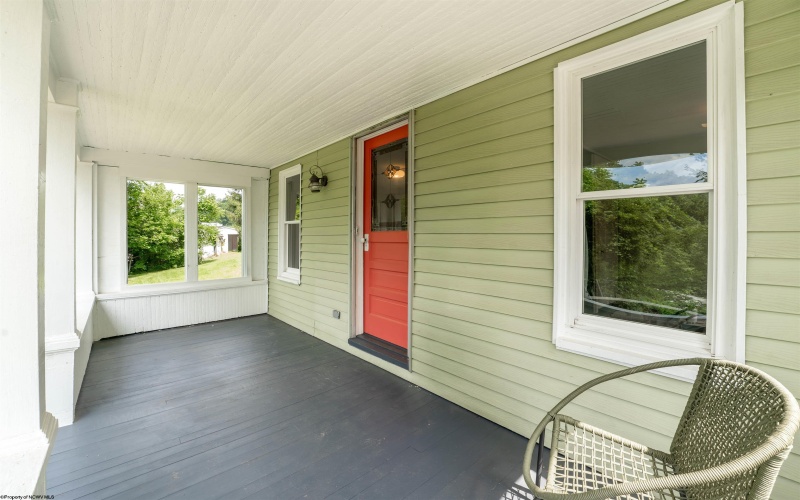 16 Davis Heights Road, Maidsville, West Virginia 26541, 2 Bedrooms Bedrooms, 5 Rooms Rooms,1 BathroomBathrooms,Single Family Detached,For Sale,Davis Heights,0,10165686