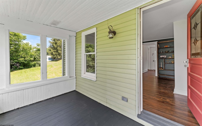 16 Davis Heights Road, Maidsville, West Virginia 26541, 2 Bedrooms Bedrooms, 5 Rooms Rooms,1 BathroomBathrooms,Single Family Detached,For Sale,Davis Heights,0,10165686