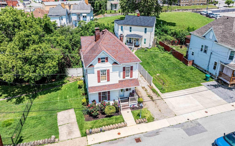 632 Dale Avenue, Clarksburg, West Virginia 26301, 3 Bedrooms Bedrooms, 8 Rooms Rooms,1 BathroomBathrooms,Single Family Detached,For Sale,Dale,0,10165697