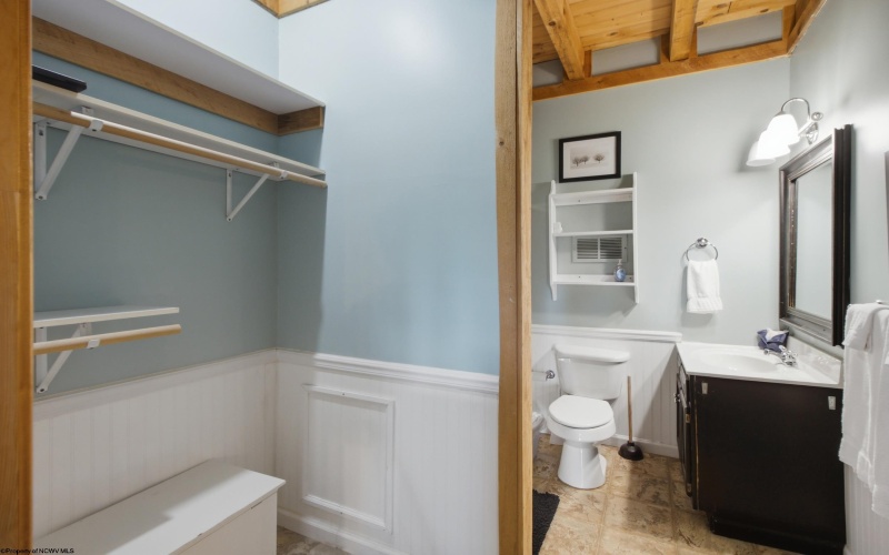 945 West Ridge Road, Slaty Fork, West Virginia 26209, 8 Bedrooms Bedrooms, 12 Rooms Rooms,6 BathroomsBathrooms,Single Family Detached,For Sale,West Ridge,0,10165712