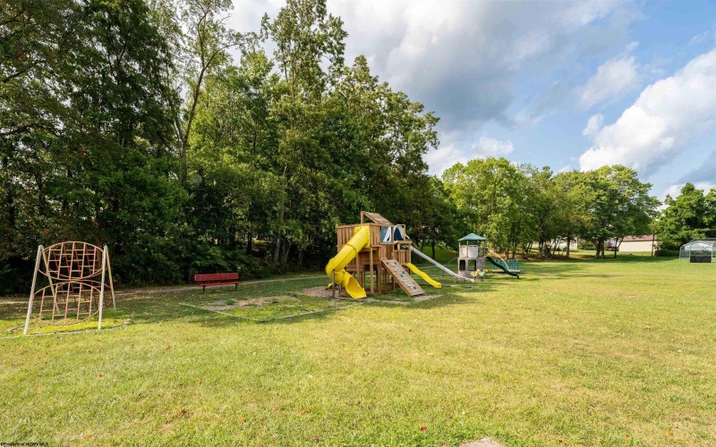 496 Watson Drive, Maidsville, West Virginia 26541, 3 Bedrooms Bedrooms, 6 Rooms Rooms,2 BathroomsBathrooms,Single Family Attached,For Sale,Watson,0,10165713 496 Watson Drive, Maidsville, West Virginia 26541, 3 Bedrooms Bedrooms, 6 Rooms Rooms,2 BathroomsBathrooms,Single Family Attached,For Sale,Watson,0,10165713
