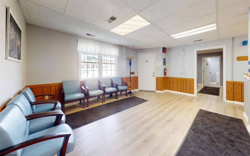 333 LINCOLN Street, Grafton, West Virginia 26354, 0 , 0 ,0,Commercial (lease),For Rent,LINCOLN,0,10165727