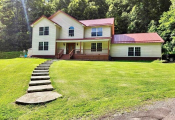 23 Whispering Willow Drive, Montrose, West Virginia 26283, 5 Bedrooms Bedrooms, 11 Rooms Rooms,3 BathroomsBathrooms,Single Family Detached,For Sale,Whispering Willow,0,10165731