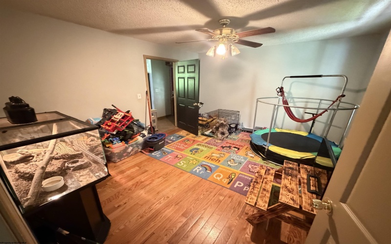 23 Whispering Willow Drive, Montrose, West Virginia 26283, 5 Bedrooms Bedrooms, 11 Rooms Rooms,3 BathroomsBathrooms,Single Family Detached,For Sale,Whispering Willow,0,10165731