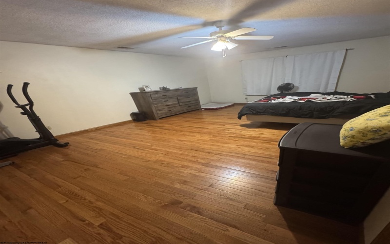 23 Whispering Willow Drive, Montrose, West Virginia 26283, 5 Bedrooms Bedrooms, 11 Rooms Rooms,3 BathroomsBathrooms,Single Family Detached,For Sale,Whispering Willow,0,10165731