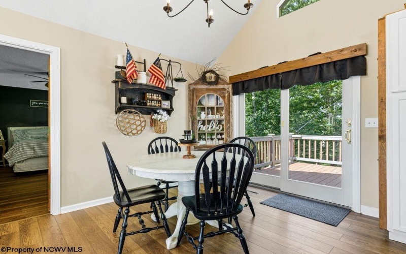 83 Oakridge Drive, Mount Clare, West Virginia 26408, 3 Bedrooms Bedrooms, 7 Rooms Rooms,2 BathroomsBathrooms,Single Family Detached,For Sale,Oakridge,0,10165724