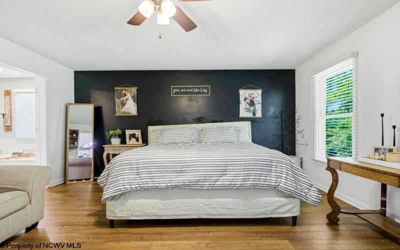 83 Oakridge Drive, Mount Clare, West Virginia 26408, 3 Bedrooms Bedrooms, 7 Rooms Rooms,2 BathroomsBathrooms,Single Family Detached,For Sale,Oakridge,0,10165724