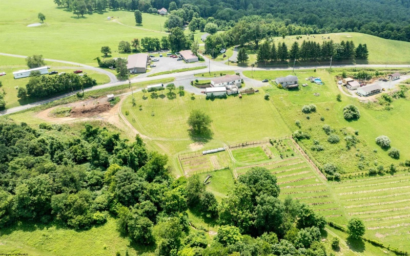 1163 Summers School Road, Morgantown, West Virginia 26508, 3 Bedrooms Bedrooms, 6 Rooms Rooms,3 BathroomsBathrooms,Single Family Detached,For Sale,Summers School,0,10165723