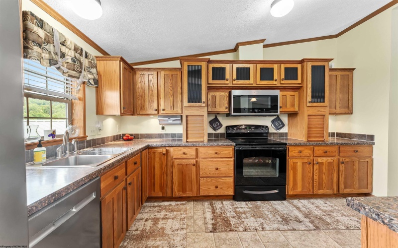 1163 Summers School Road, Morgantown, West Virginia 26508, 3 Bedrooms Bedrooms, 6 Rooms Rooms,3 BathroomsBathrooms,Single Family Detached,For Sale,Summers School,0,10165723