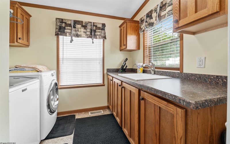 1163 Summers School Road, Morgantown, West Virginia 26508, 3 Bedrooms Bedrooms, 6 Rooms Rooms,3 BathroomsBathrooms,Single Family Detached,For Sale,Summers School,0,10165723