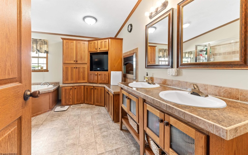 1163 Summers School Road, Morgantown, West Virginia 26508, 3 Bedrooms Bedrooms, 6 Rooms Rooms,3 BathroomsBathrooms,Single Family Detached,For Sale,Summers School,0,10165723