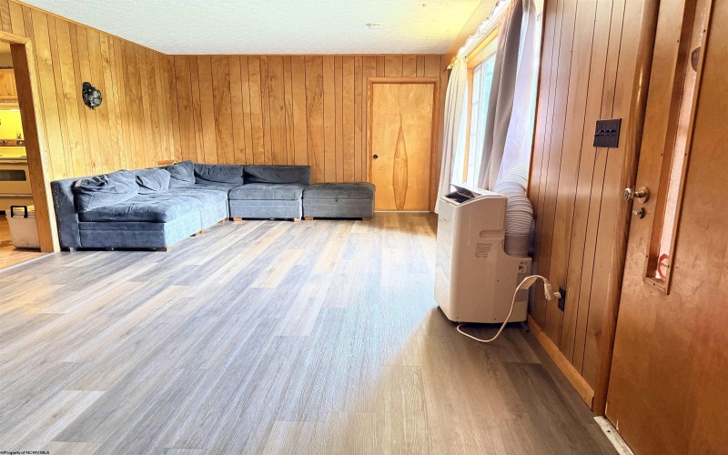 27645 George Washington Highway, Aurora, West Virginia 26705, 4 Bedrooms Bedrooms, 13 Rooms Rooms,3 BathroomsBathrooms,Single Family Detached,For Sale,George Washington,0,10165719 27645 George Washington Highway, Aurora, West Virginia 26705, 4 Bedrooms Bedrooms, 13 Rooms Rooms,3 BathroomsBathrooms,Single Family Detached,For Sale,George Washington,0,10165719