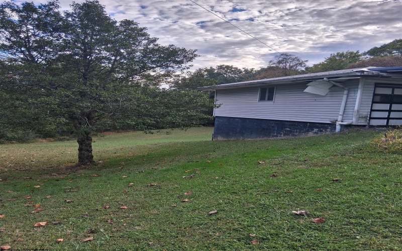 2700 Calhoun Highway, Grantsville, West Virginia 26147, 3 Bedrooms Bedrooms, 7 Rooms Rooms,1 BathroomBathrooms,Single Family Detached,For Sale,Calhoun,0,10161900
