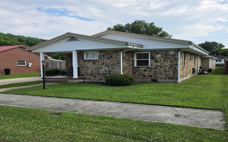 112 Sixteenth Street, Elkins, West Virginia 26241, 2 Bedrooms Bedrooms, 11 Rooms Rooms,3 BathroomsBathrooms,Single Family Detached,For Sale,Sixteenth,0,10165756