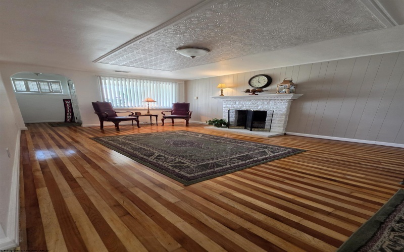 112 Sixteenth Street, Elkins, West Virginia 26241, 2 Bedrooms Bedrooms, 11 Rooms Rooms,3 BathroomsBathrooms,Single Family Detached,For Sale,Sixteenth,0,10165756
