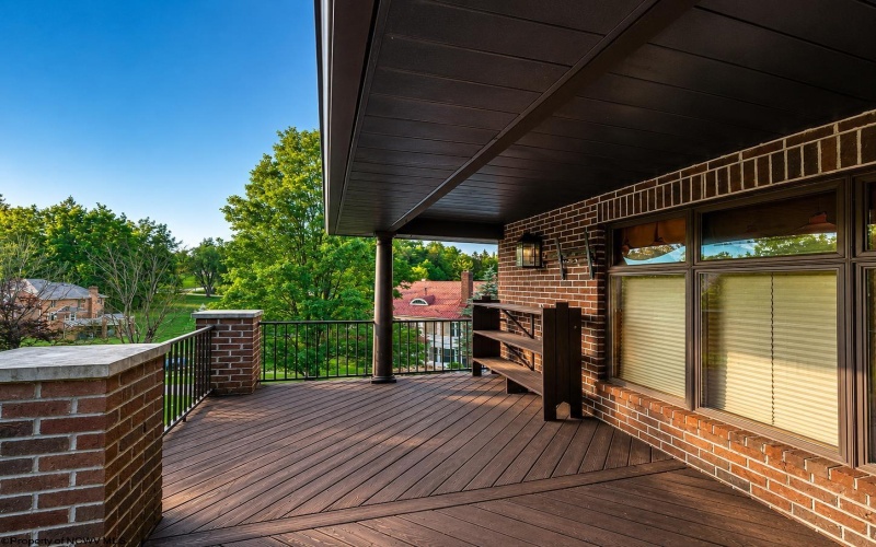 102 Hunters Ridge Road, Wheeling, West Virginia 26003, 4 Bedrooms Bedrooms, 14 Rooms Rooms,3 BathroomsBathrooms,Single Family Detached,For Sale,Hunters Ridge,0,10165755