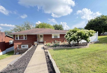 205 Paula Boulevard, Clarksburg, West Virginia 26301, 3 Bedrooms Bedrooms, 6 Rooms Rooms,2 BathroomsBathrooms,Single Family Detached,For Sale,Paula,0,10165743