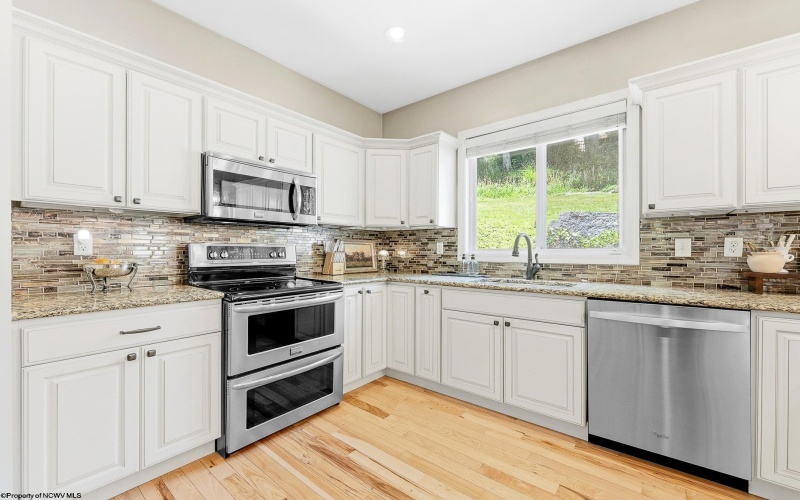 4508 Laurel Ridge Drive, Morgantown, West Virginia 26508, 4 Bedrooms Bedrooms, 7 Rooms Rooms,2 BathroomsBathrooms,Single Family Detached,For Sale,Laurel Ridge,0,10165738